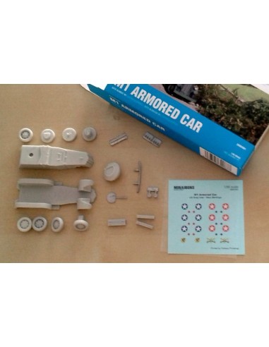 1/56 auto blindat M1 - Capsa d'1